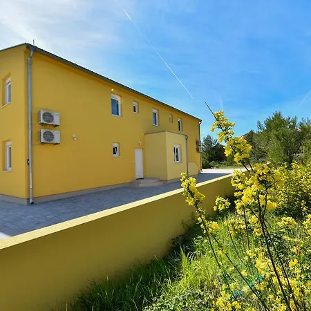 Apartments Ana Vrsi Exterior photo
